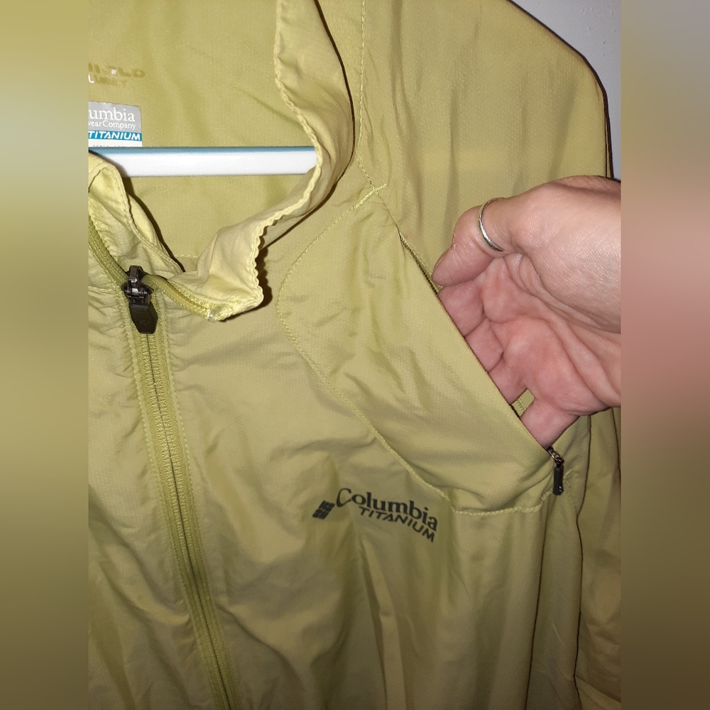 Columbia Titanium Wind/rain breaker men's size XXL excellent used condition - Picture 4 of 9